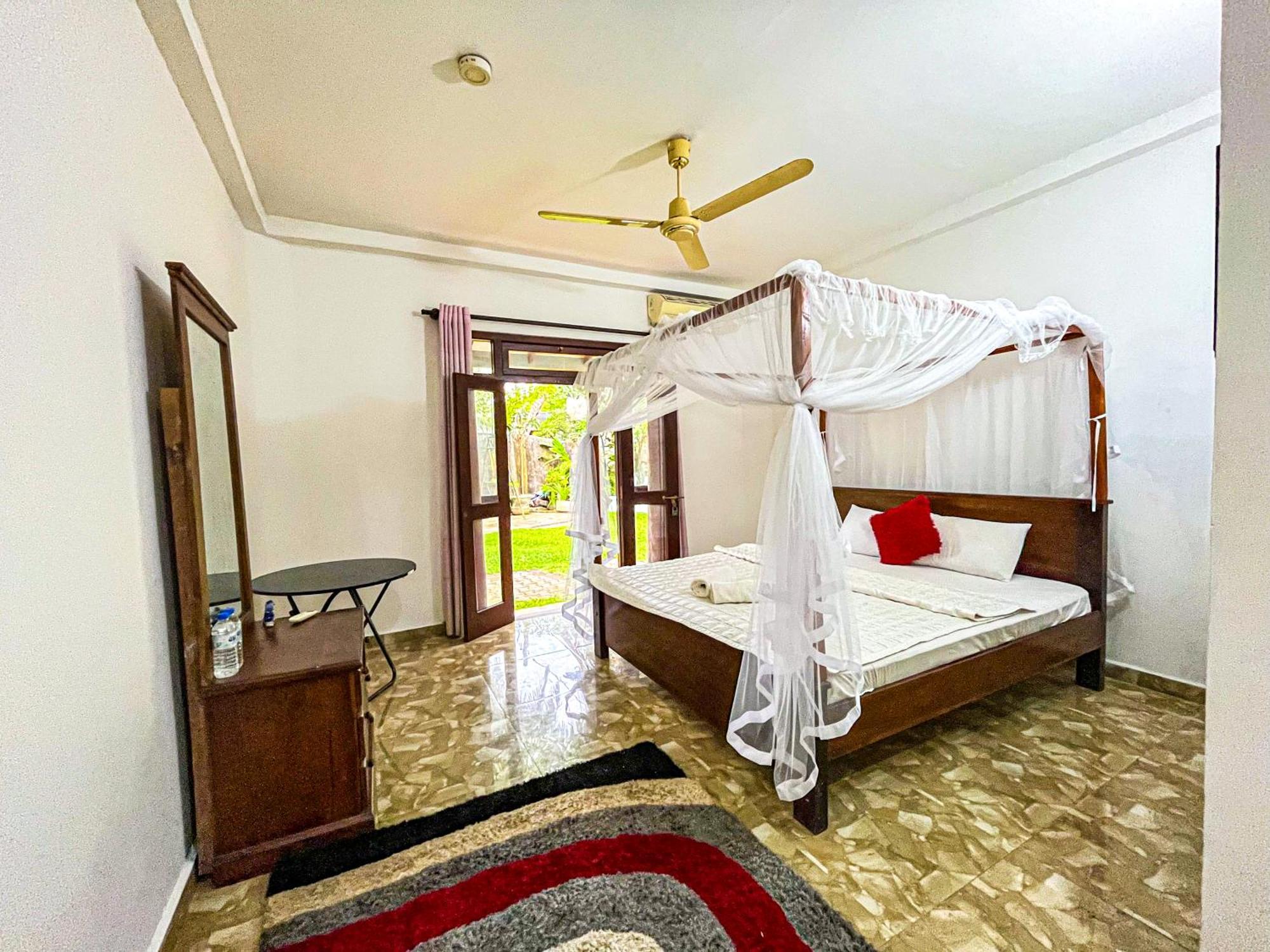 Galle Camellia Quarto foto